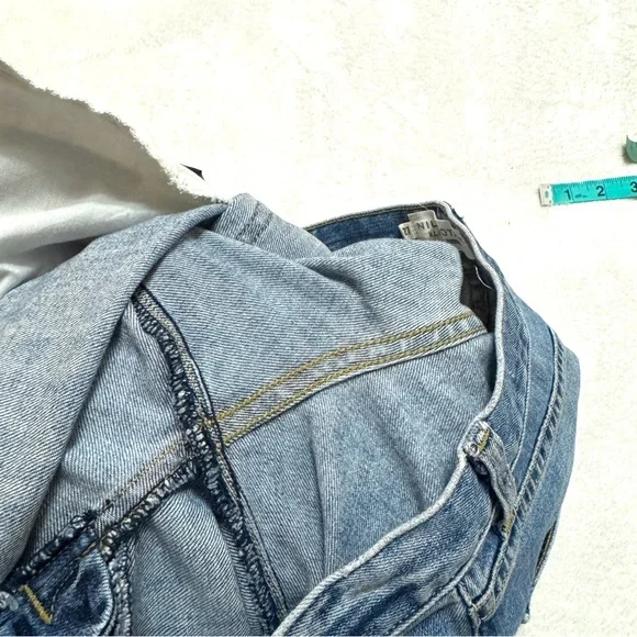 NILI LOTAN sz 27 Boyfriend Jeans in Venice Wash Blue Raw Hem Crop Mid Rise - Picture 11 of 13